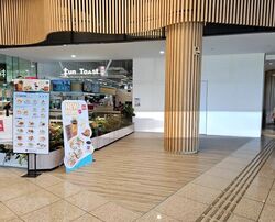 Tampines Grande (D18), Retail #486894551
